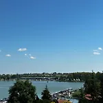 Vip Pratum Апартаменты Миколайки