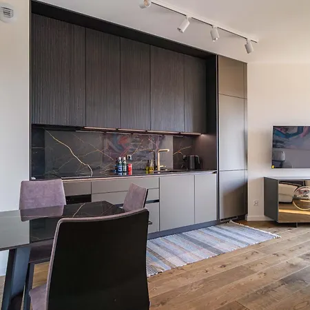 Apartment Vip Pratum *