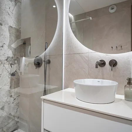 Apartment Vip Pratum *